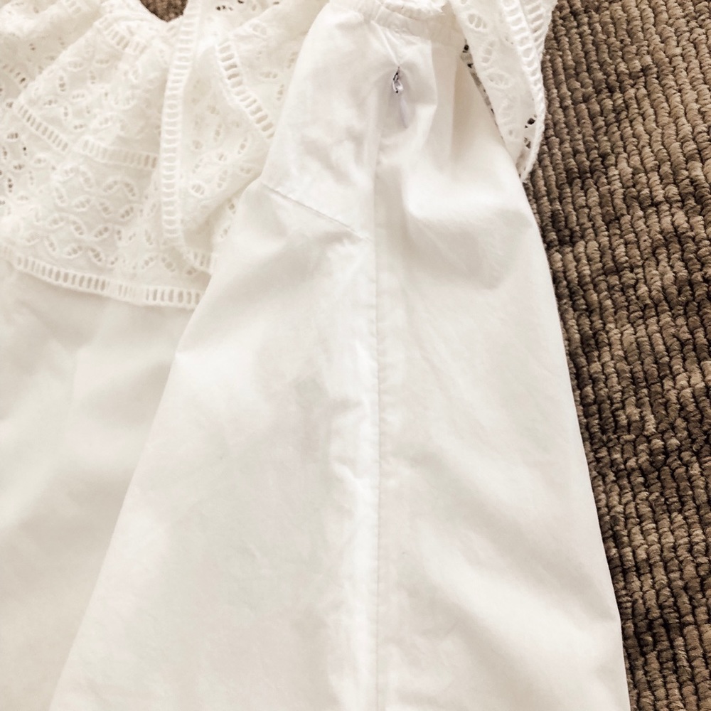 Abercrombie & Fitch • White Eyelet Dress - Picture 6 of 8